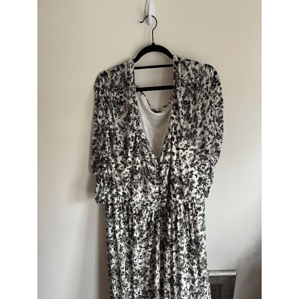 Torrid Maxi Mesh Ruched Dress - Picture 2 of 3
